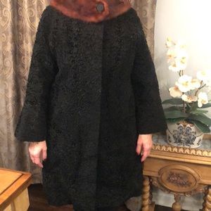 Astra Furs , Vintage French boucle coat with fur collar,beautiful lined …